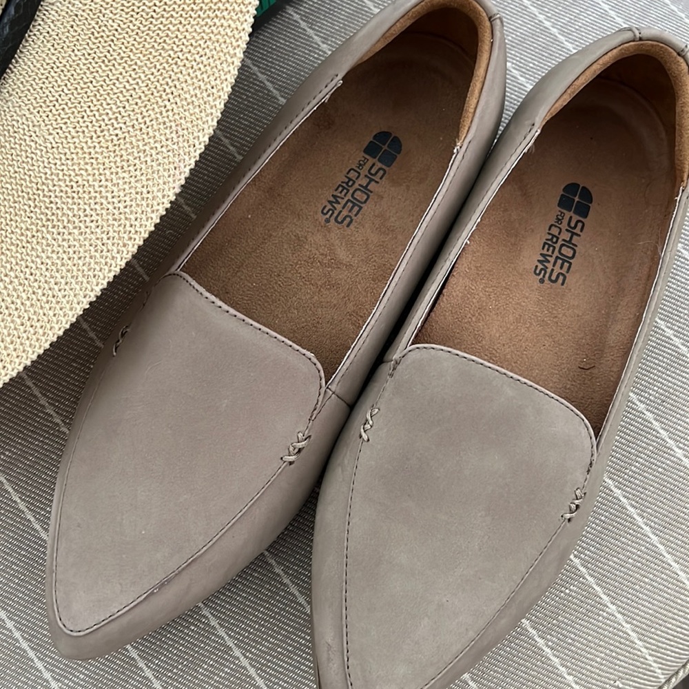 NWT Shoes For Crews Loren Non-slip Pointy Toe Loafer Suede-like Slip-resistant